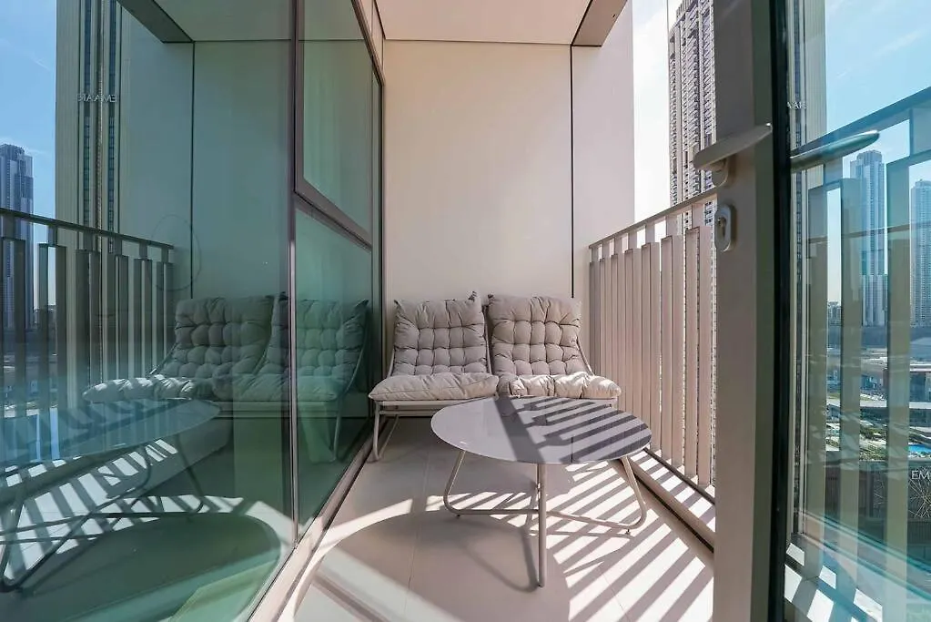 Living With Burj Khalifa Views Apartment Dubai